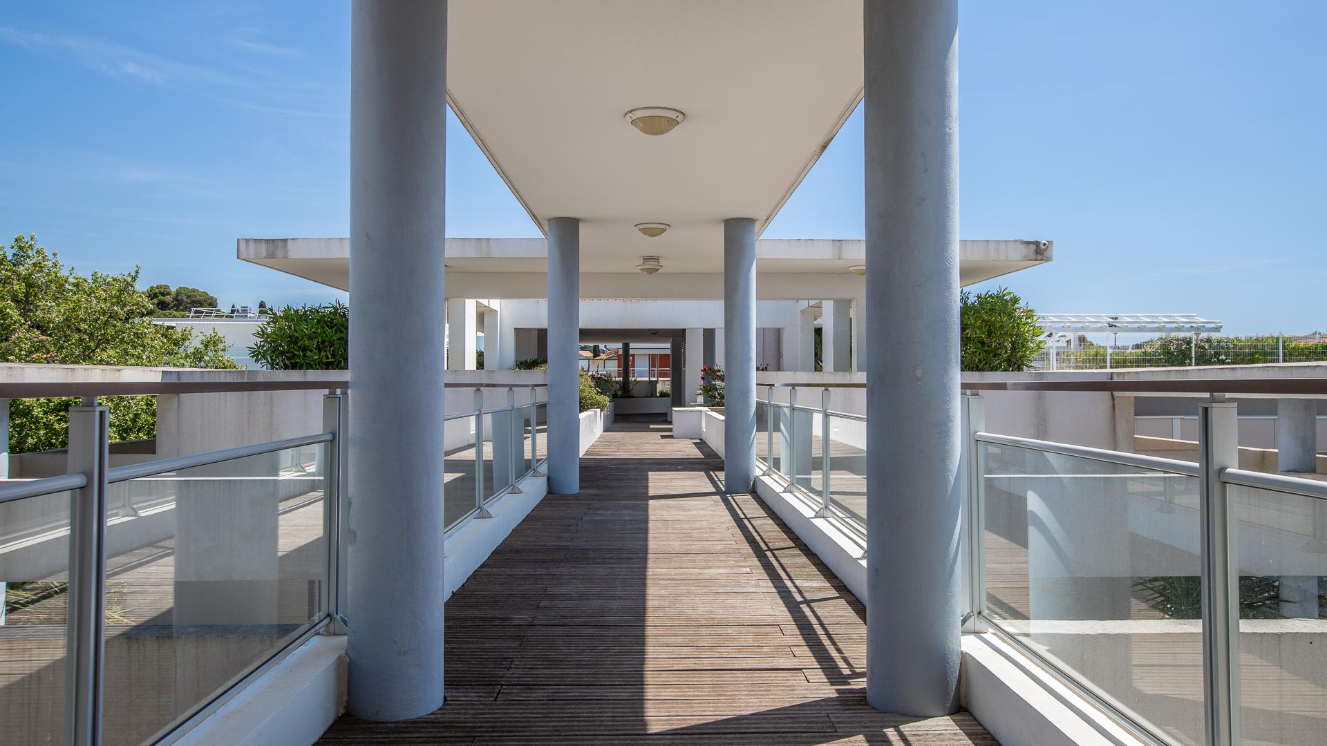 كانيو سور مير Vacanceole - Residence Le Crystal المظهر الخارجي الصورة